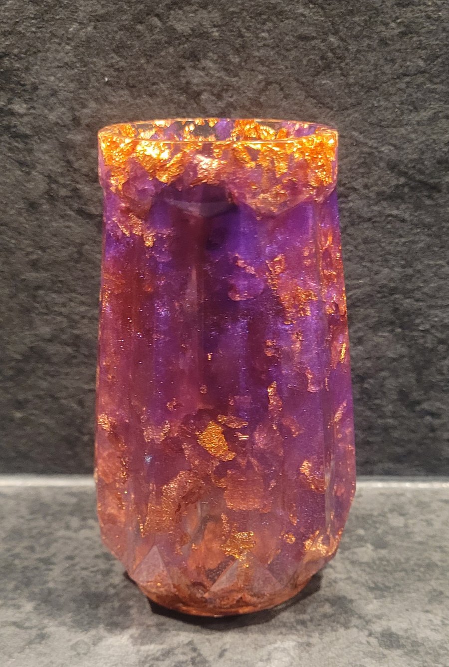 Bud Vase handmade from resin 