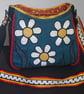 Giggling Daisies Handbag - Image 1