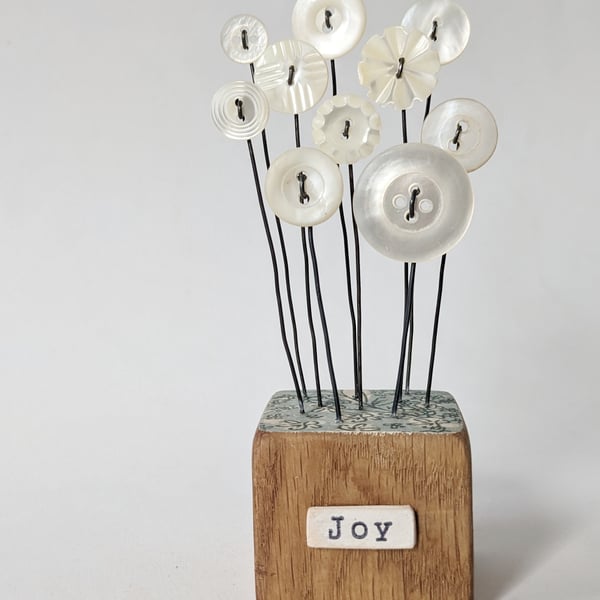Mother of Pearl Buttons in a Wood Block 'Joy'