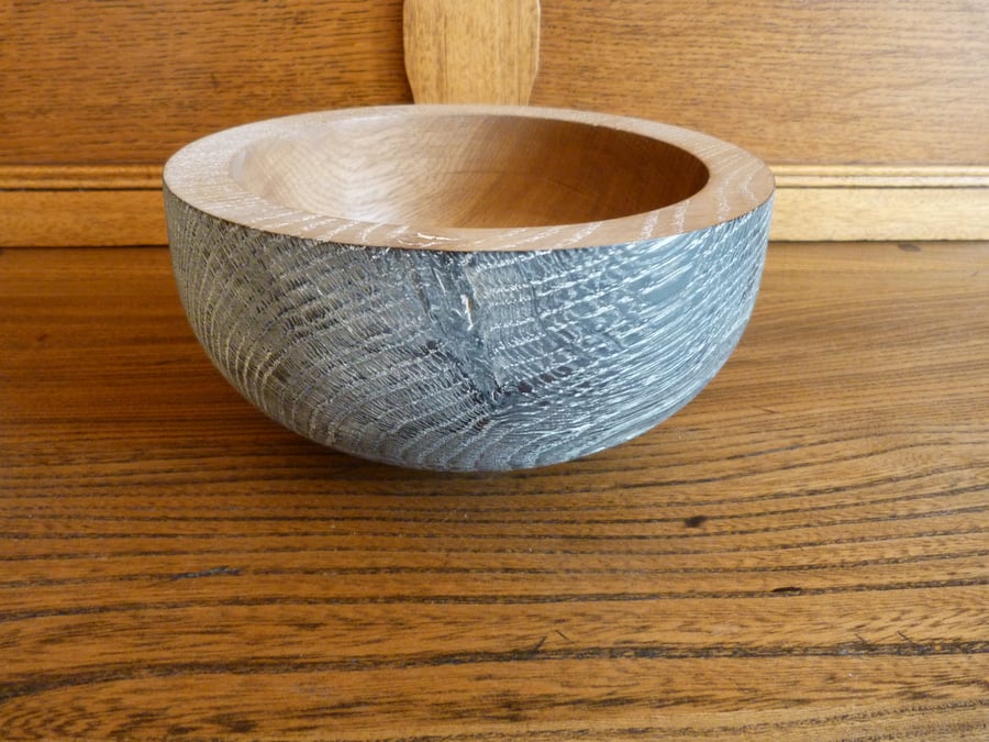 CHUNKY OAK BOWL