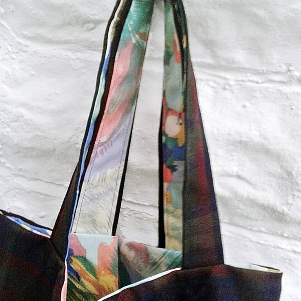Shoulder bag from recycled fabrics, reusable lined bag, eco friendly bag