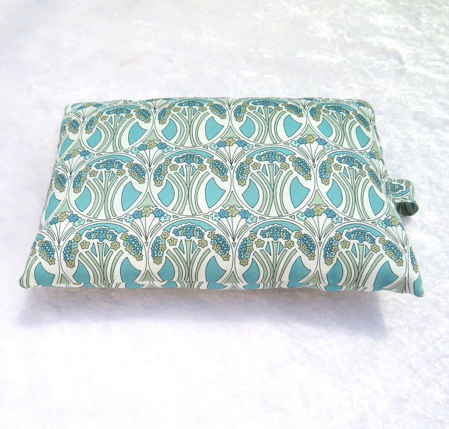 Palm rest, made from Liberty Tana Lawn, Mauverina