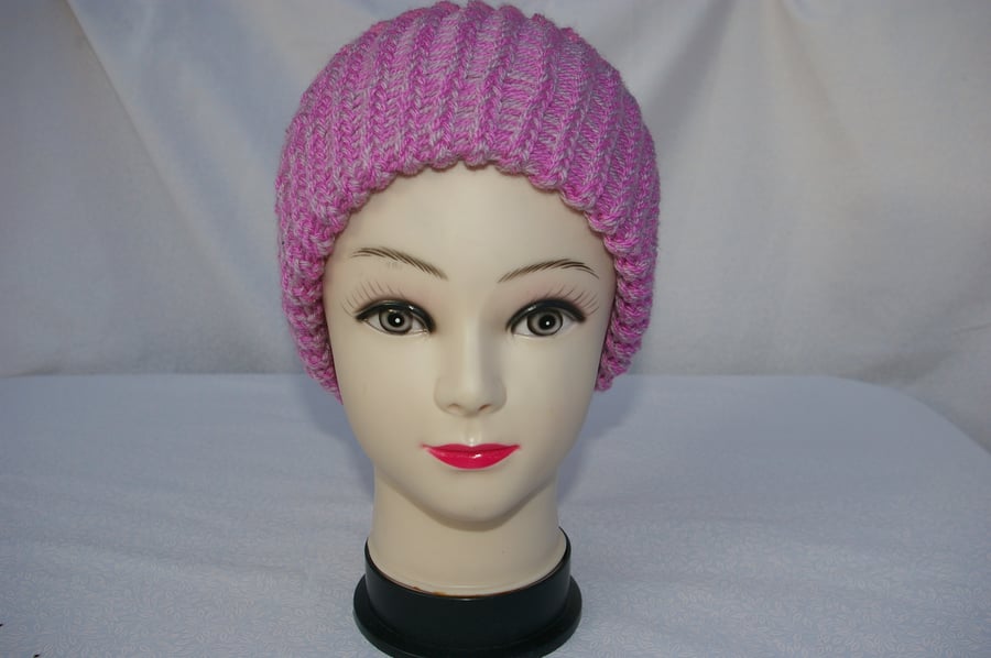 Beanie Hat knitted in Shades of Pink