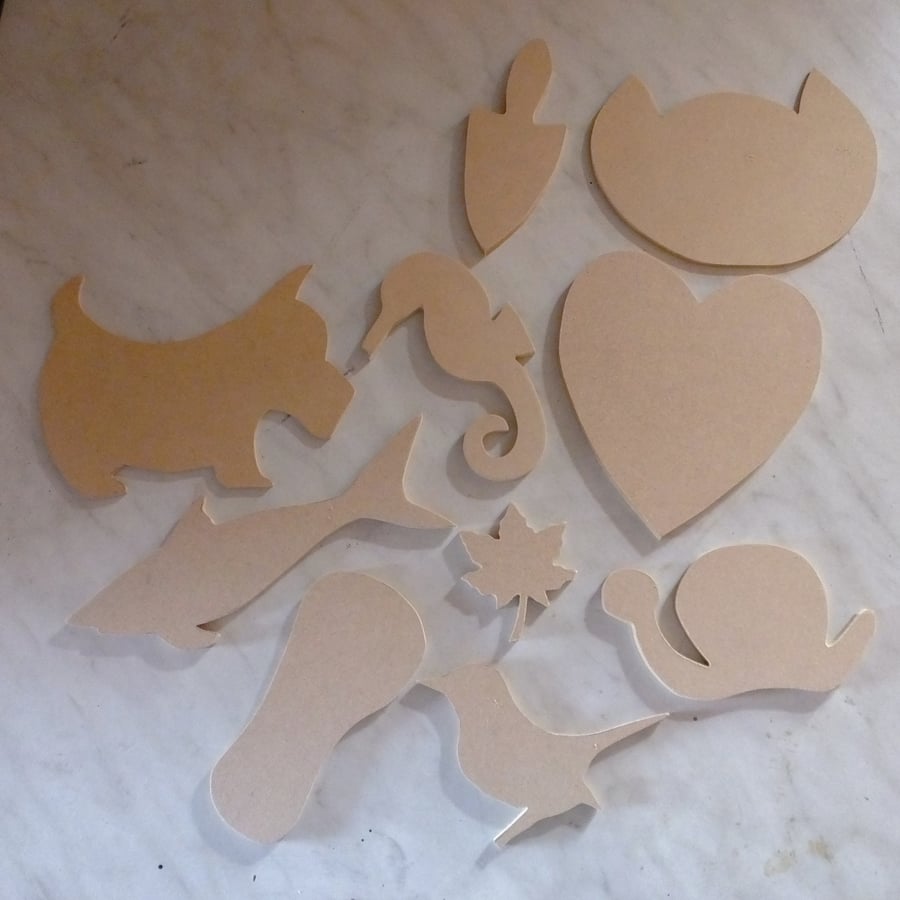 10 x Wooden templates of animals for young children of preschool or nursery age,