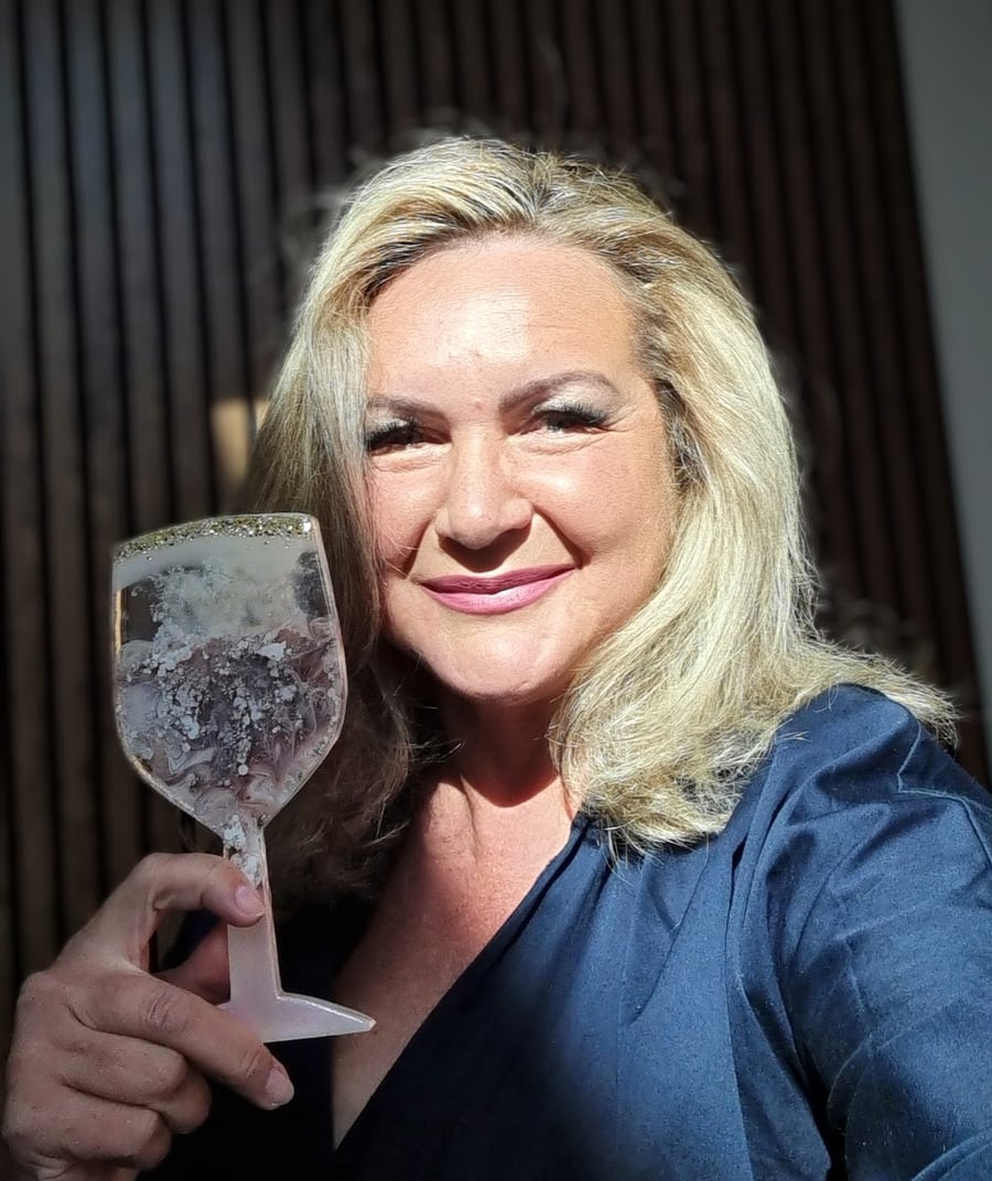 Resin Wine Glass Drink Coaster Wedding Table Decor Wedding Favour ANY COLOUR