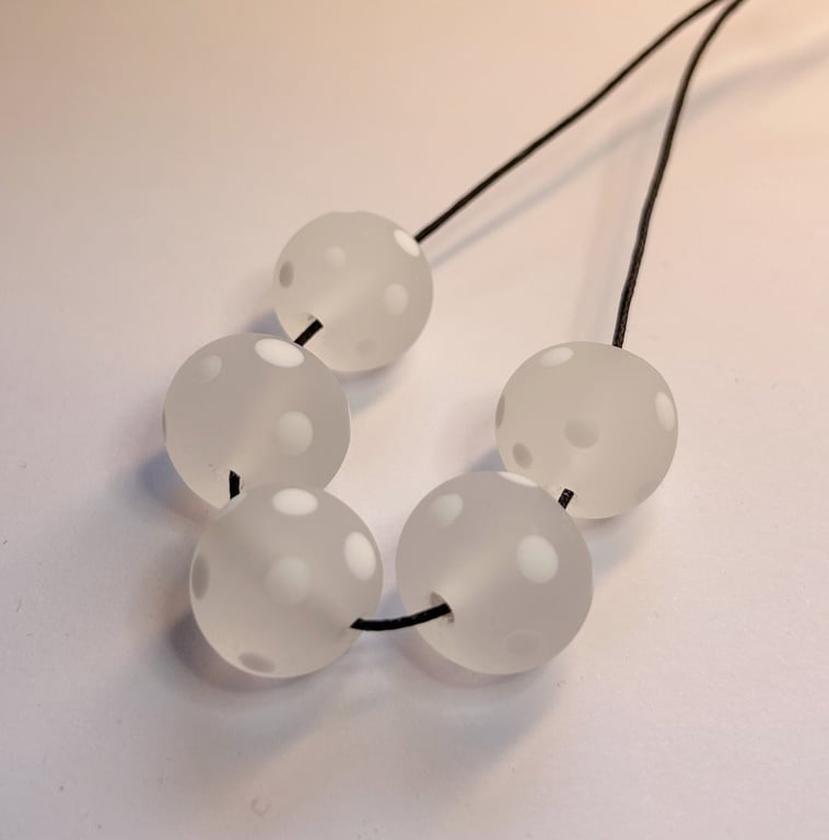 Handmade lamp work glass beads