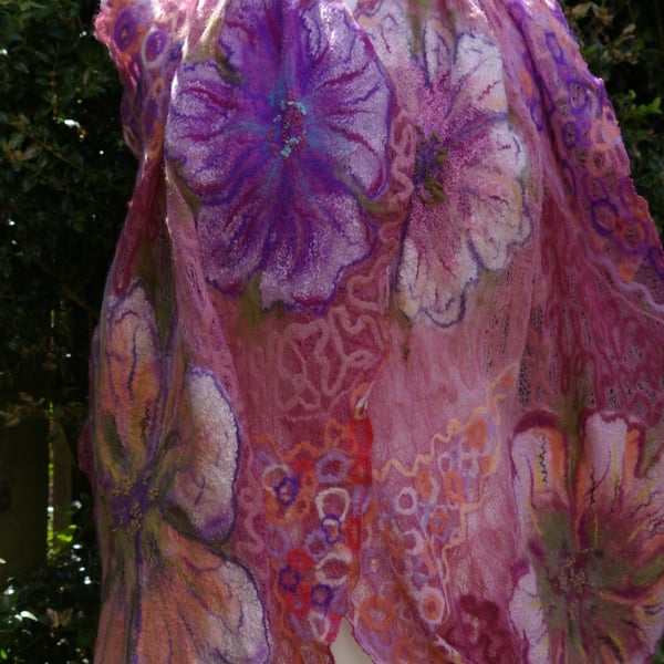 Lightweight Nuno Felted Silk Scarf – Handmade Floral Wrap