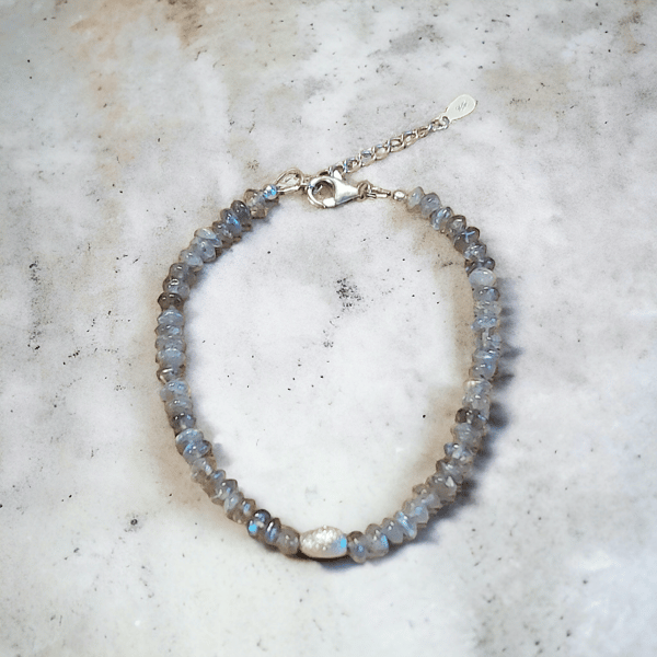 Labradorite and Sterling silver adjustable bracelet