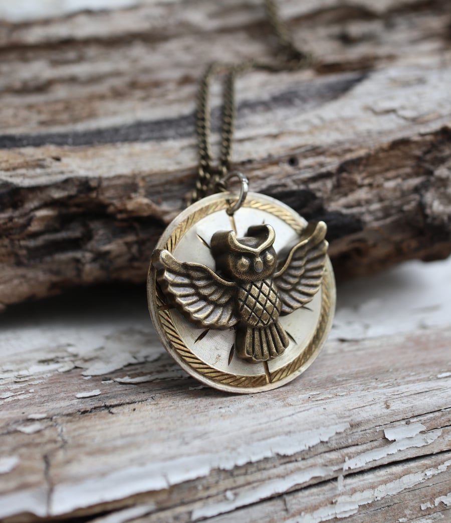 Upcycled steampunk theme - vintage watch dial - owl necklace - handmade