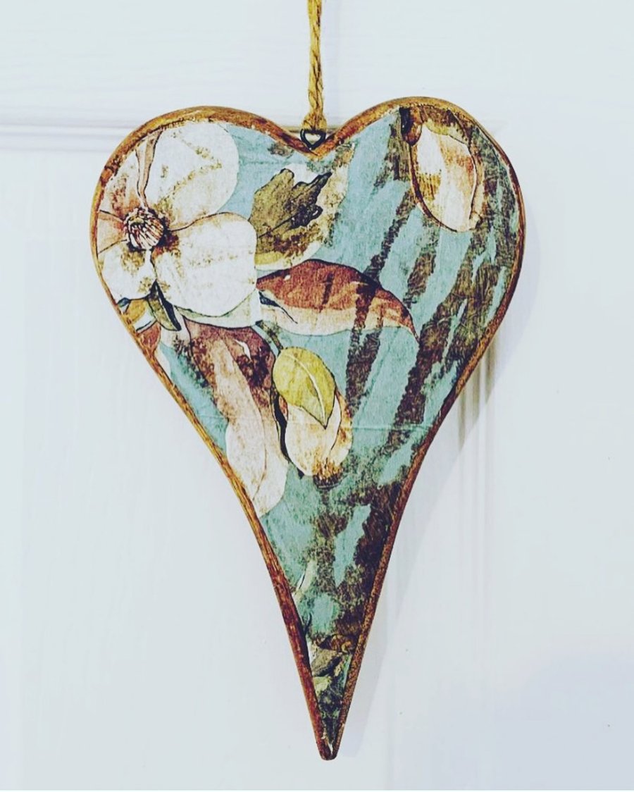 Decoupage wood heart