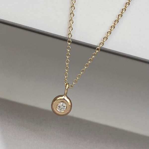 Handmade 9ct yellow, white or rose gold natural diamond pendant and chain