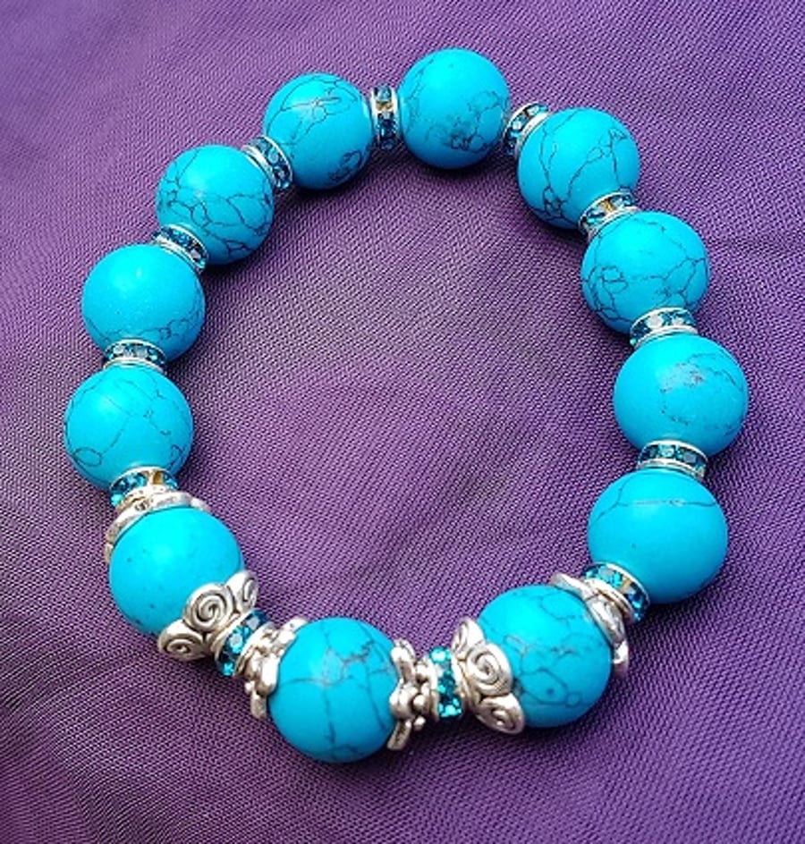 Beautiful Turquoise stretch Bracelet 1