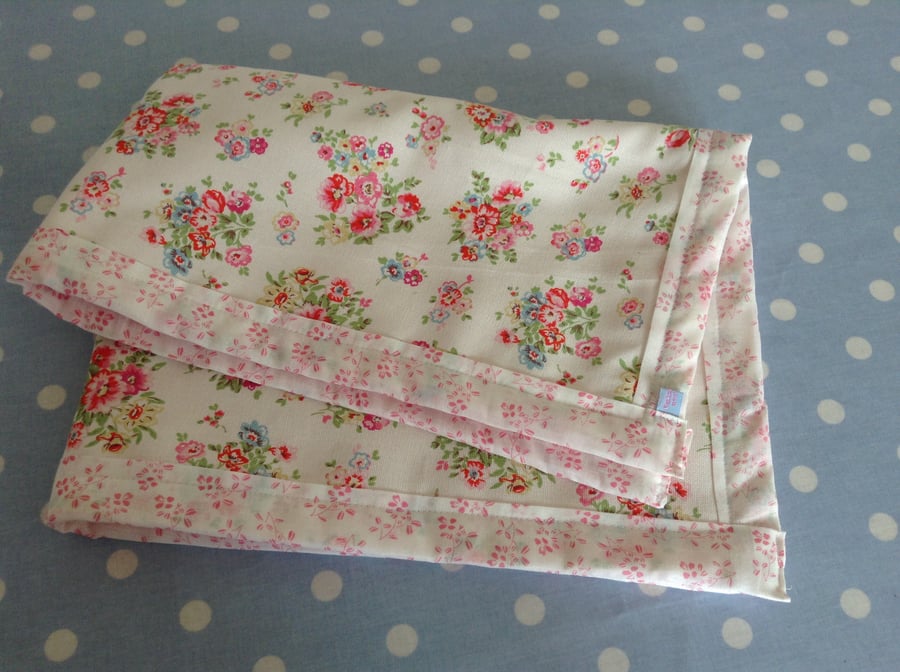 Quilt ,throw,blanket,bedding,bedspread,cot,pram blanket in cath kidston fabric