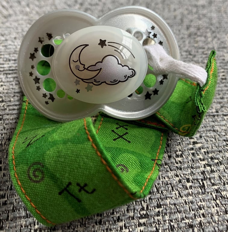 Alphabet 100% Cotton Pacifier Clip