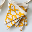 SALE 2026 - HALLOWEEN GHOST BUNTING - white and light orange