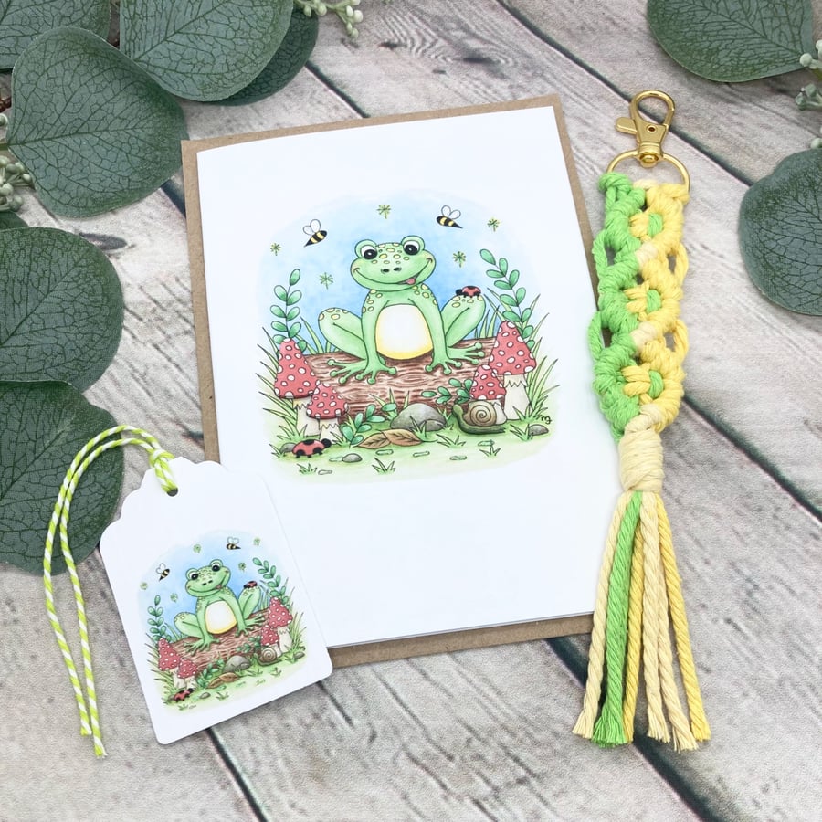 Macrame Keyring & Card Gift Set - Frog on a log