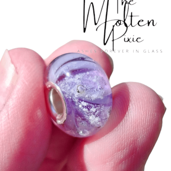 Ashes in glass charm bead 