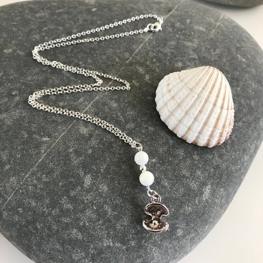Mother of pearl necklace with oyster shell charm