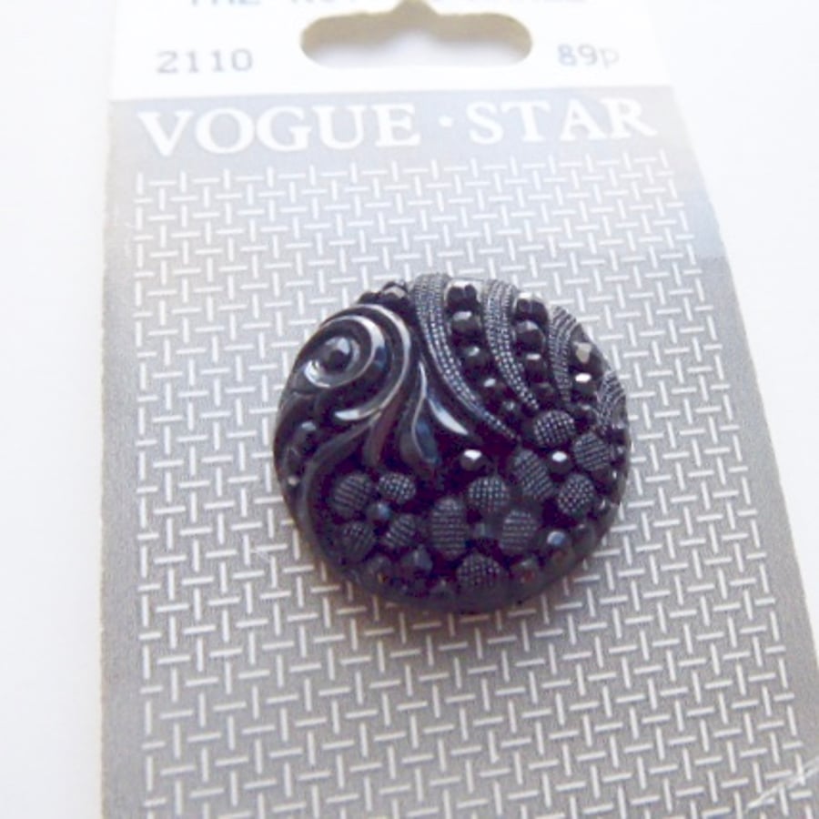 Black button, vintage Vogue button. Free U.K. postage