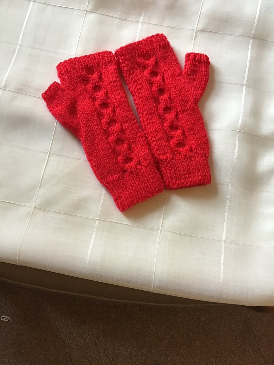 Fingerless gloves