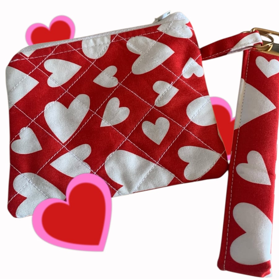 Wallet & Wristlet Set.  Red Heart Design.