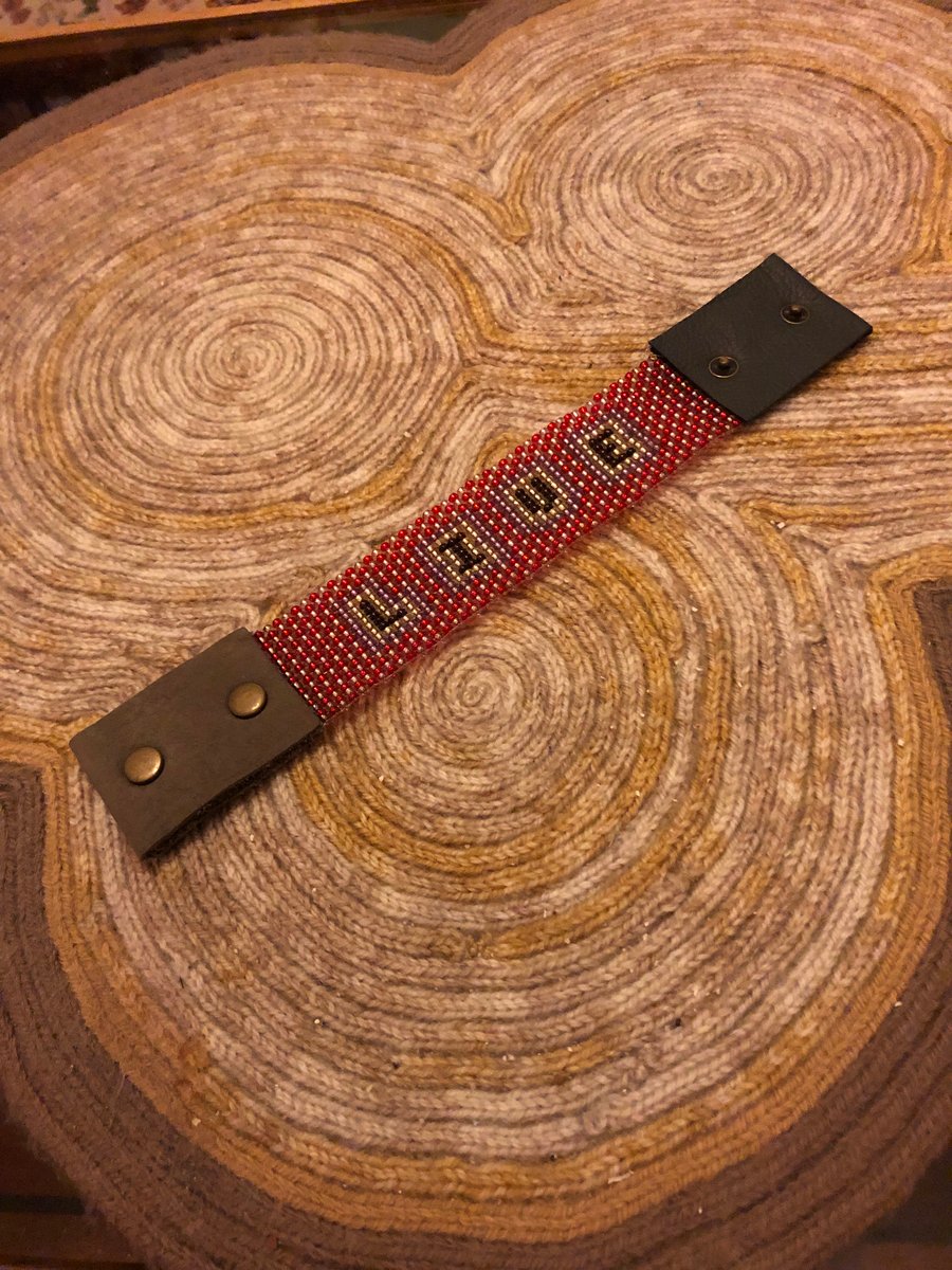 Leather and beadwork bracelet