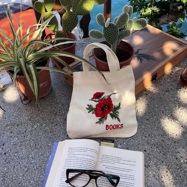 Beautiful Hand-made Book Bags (Flowers)