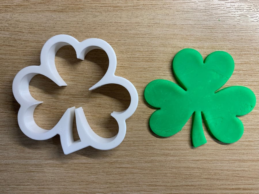 Shamrock St. Patricks Day Cookie Cutters - 4 Sizes