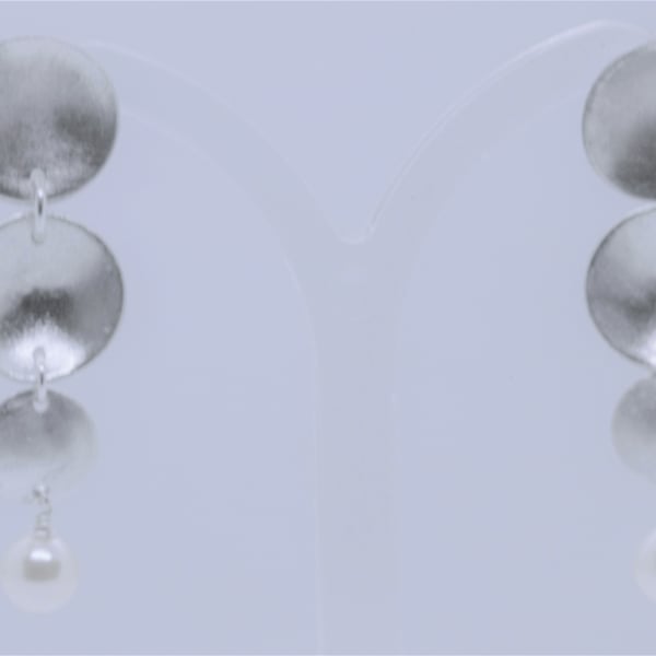 Frosted Snowdrop with a Pearl