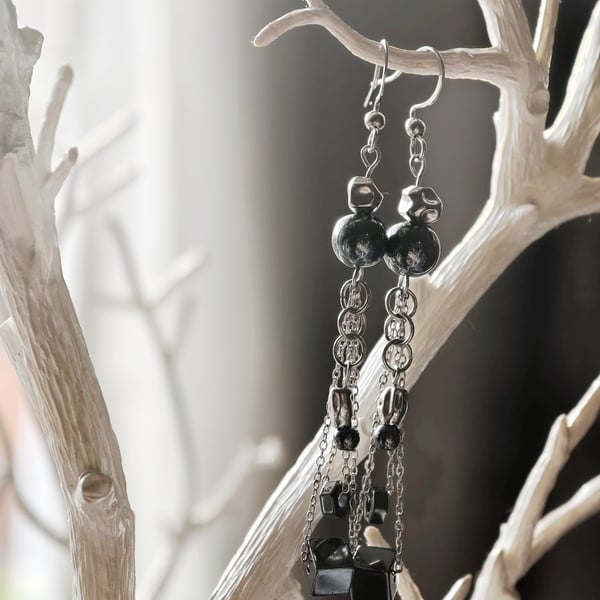 Bold alternative geometric chain earrings 
