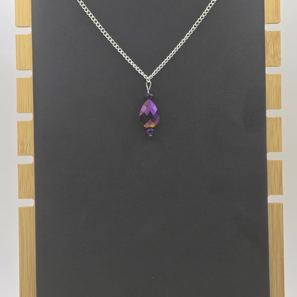 Crystal necklace - Purple