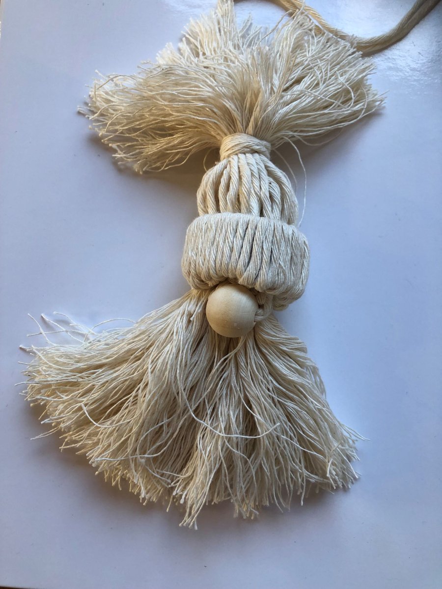 Nasha the Festive Hanging Gnome 