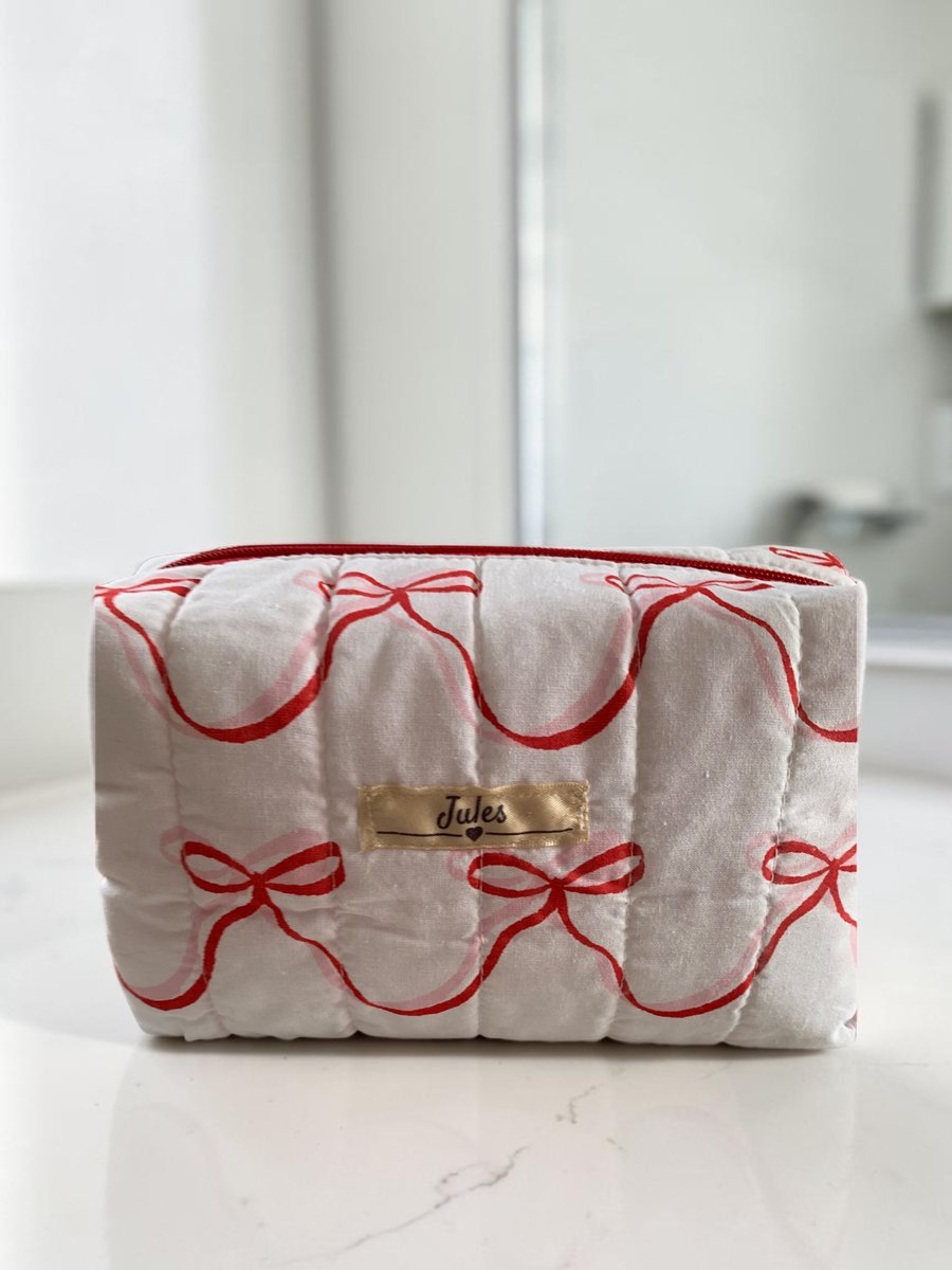 The Bow Vanity Case
