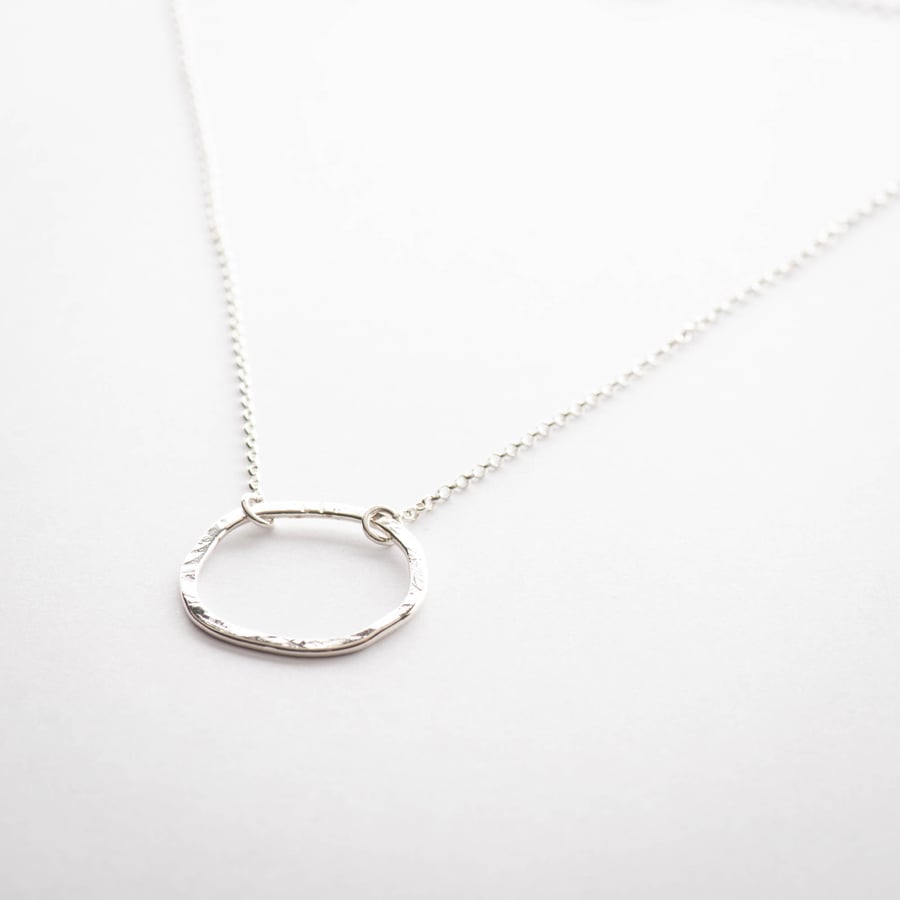 Shiny Urban Ocean Eco Silver Necklace