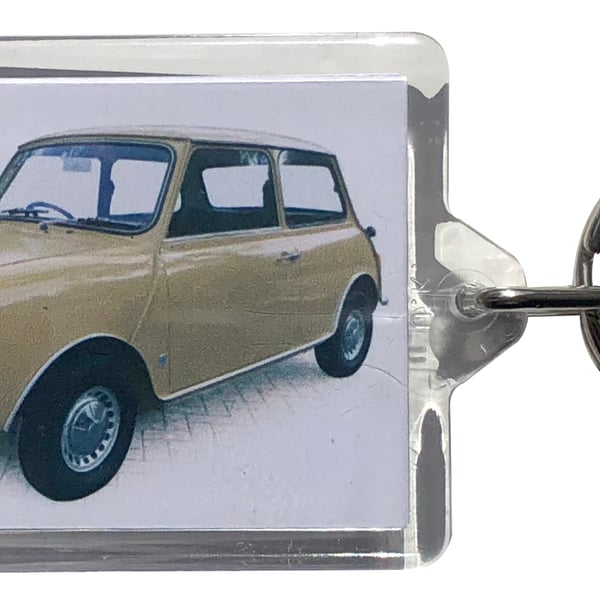 Mini Clubman 1.0l 1975 - Keyring with 50x35mm Insert - Car Enthusiast