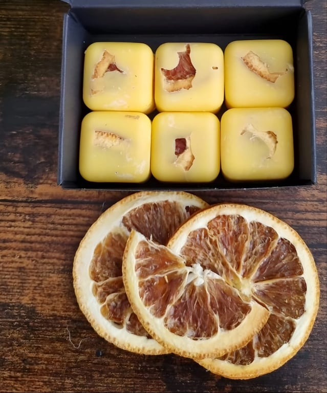 Spiced Orange Scented Soy Wax Melts Gift Box Vegan Friendly Handcrafted