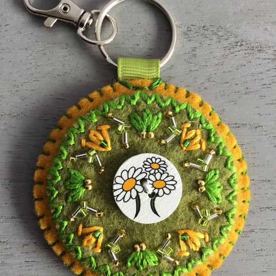 Hand Embroidered Daisy Bag Charm or Keyring 