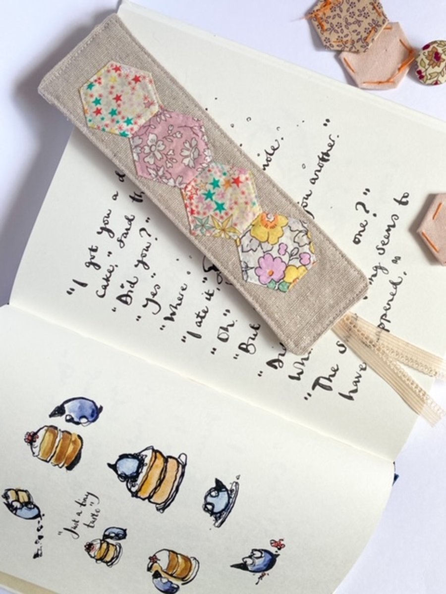 Hexie patchwork bookmark, fabric bookmark, book lover gift