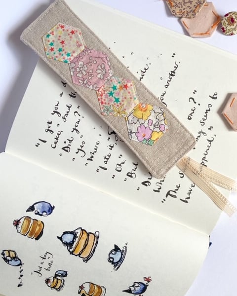 Hexie patchwork bookmark, fabric bookmark, book lover gift