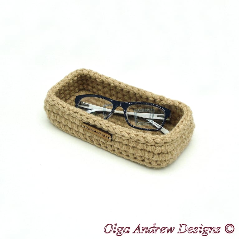 Soft eye glass tray, horizontal glasses holder, flat eyeglasses stand holder