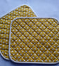 Placemat, Quilted Heat Resistant made in 100% Cotton Fabric, gold with stars - Image 3