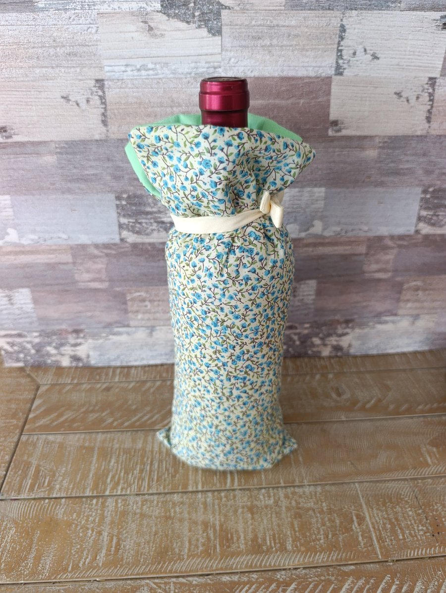 Floral bottle gift bag