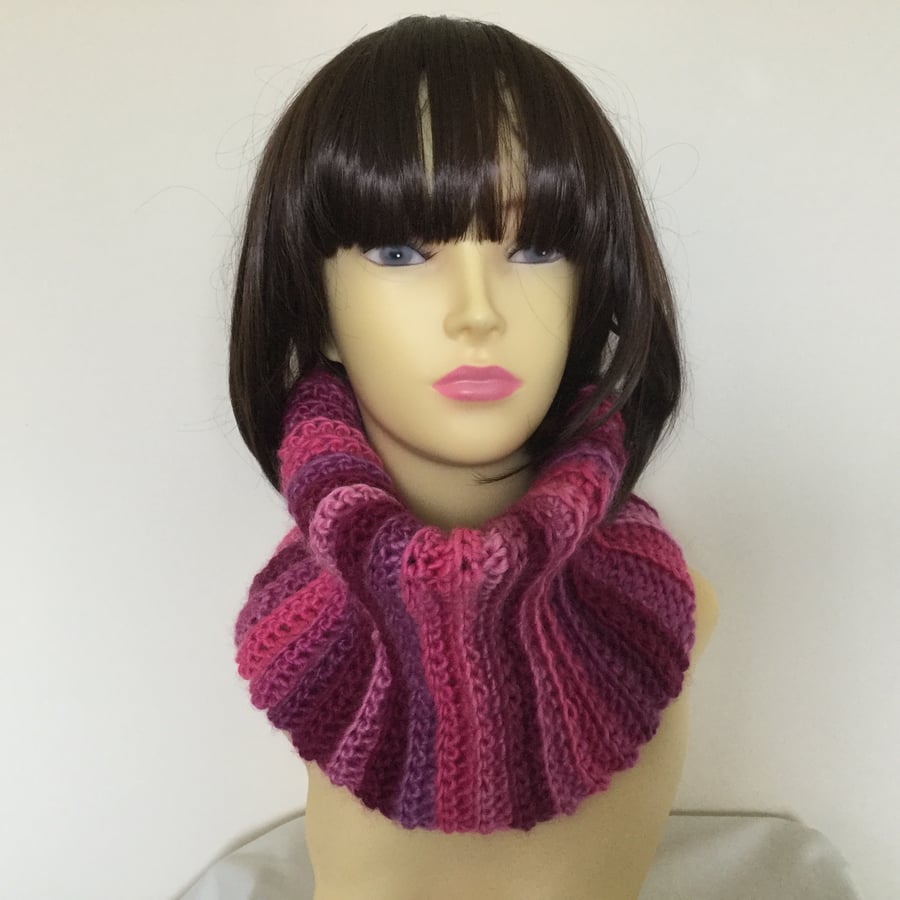 Crochet Cowl Snood Neck warmer in Pinks Lilac Cerise 