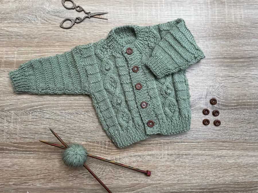 Baby cardigan 0-3 months