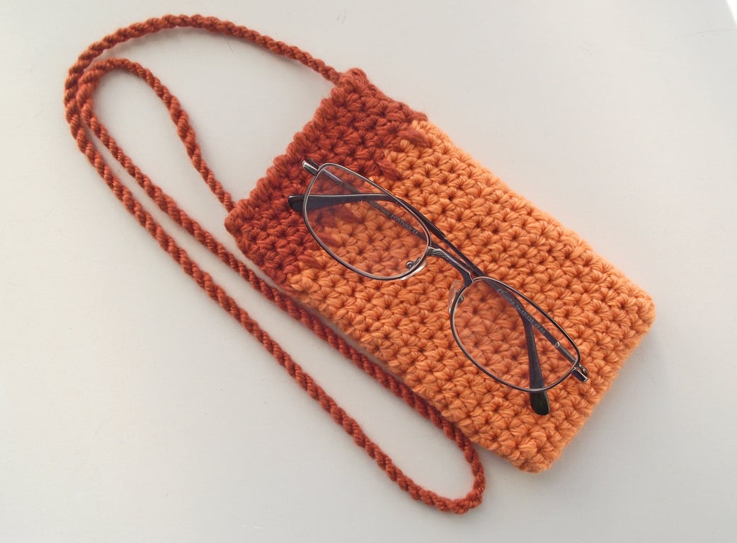 Neck Pouch for Glasses or Mobile Phone, Lanyard Bag, Purse, Crocheted, Peach