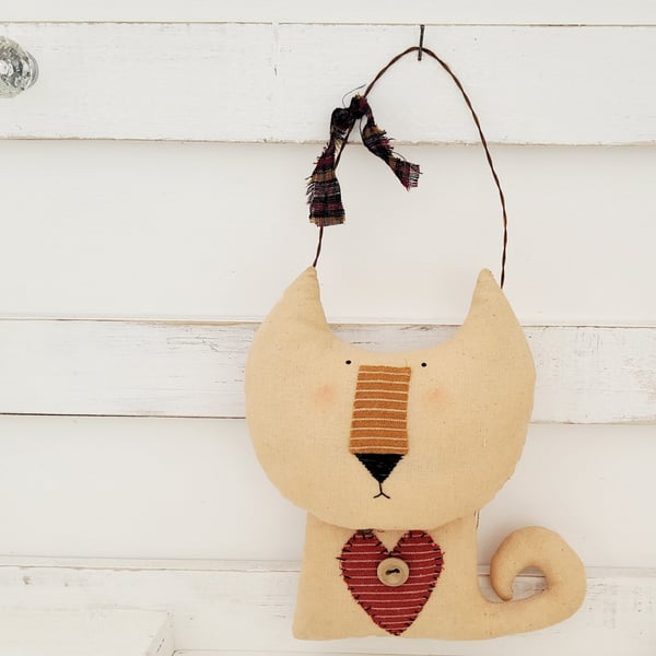 Primitive wall hanging cat
