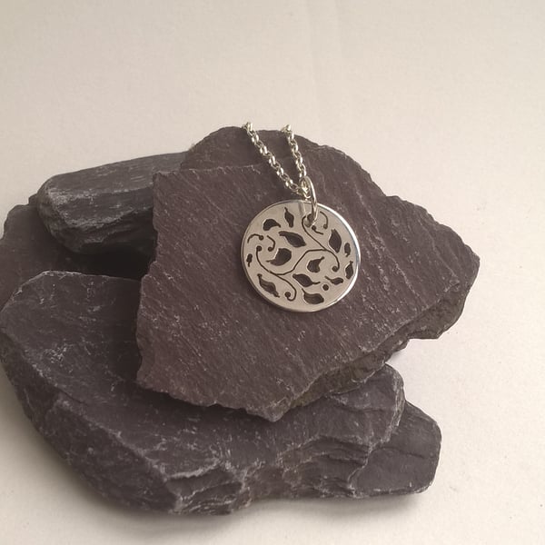 Floral Filigree Necklace