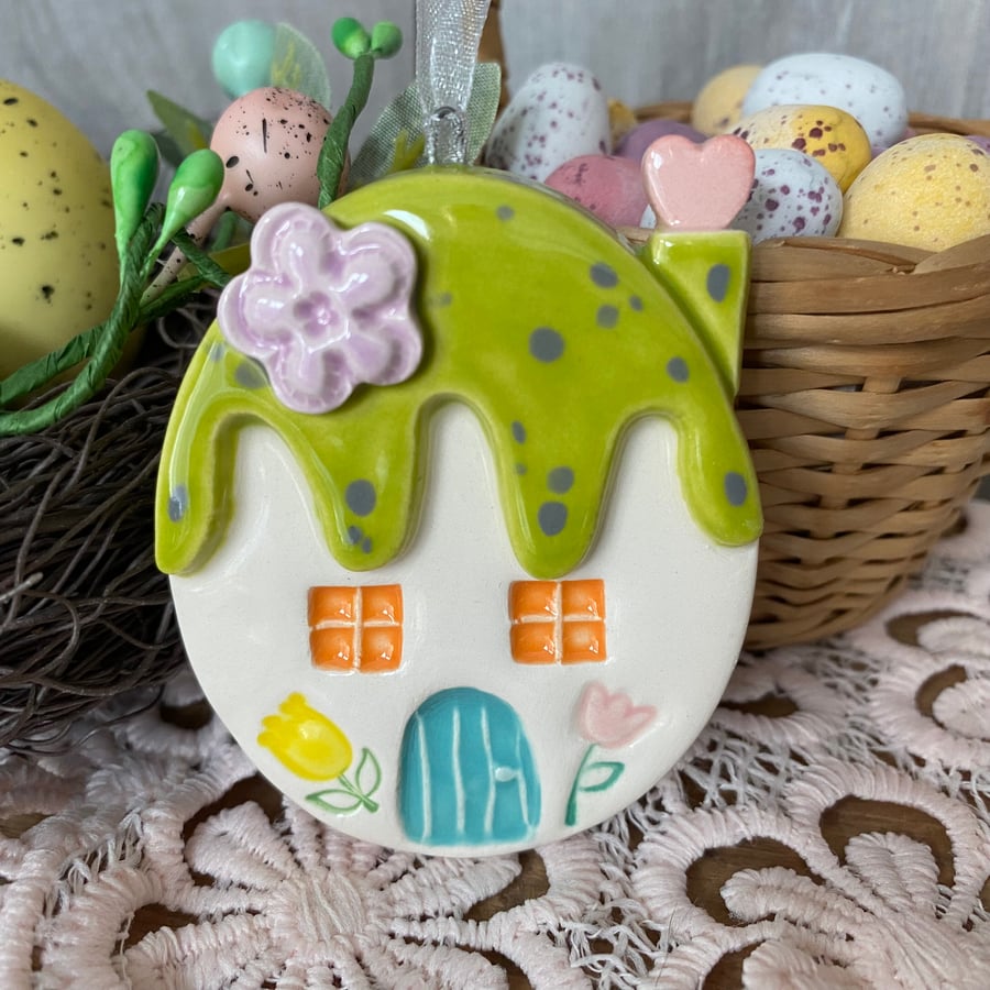 Pottery Easter Egg house decoration green roof