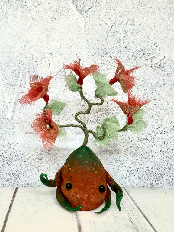 Spun Cotton Poinsettia Art Doll Bulb