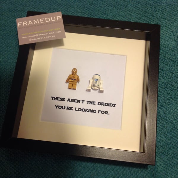 STAR WARS - C3PO AND R2D2 - FRAMED LEGO FIGURES